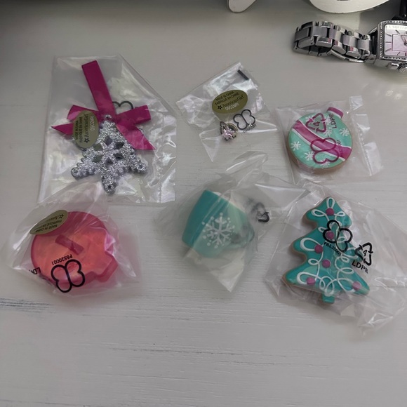 American Girl assorted accessories - Picture 6 of 8